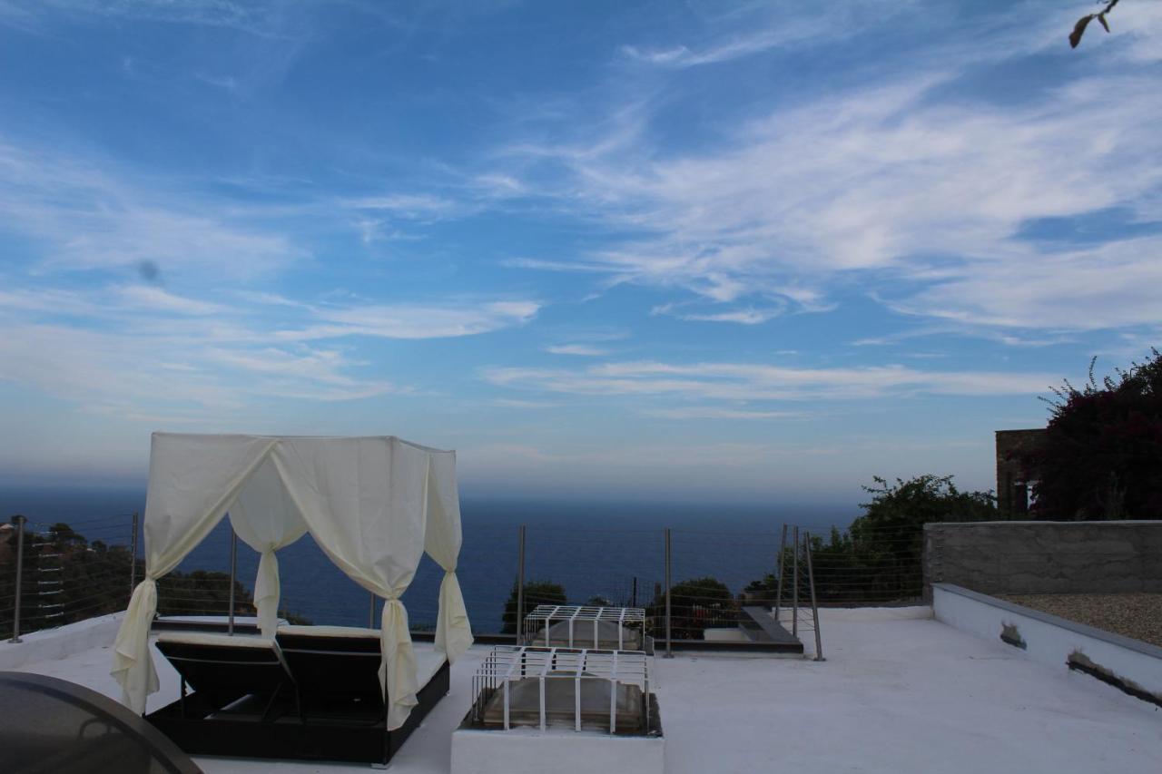 Villa Clicla - Pool, Sea,Hommock Swing And Laziness Imperia Extérieur photo